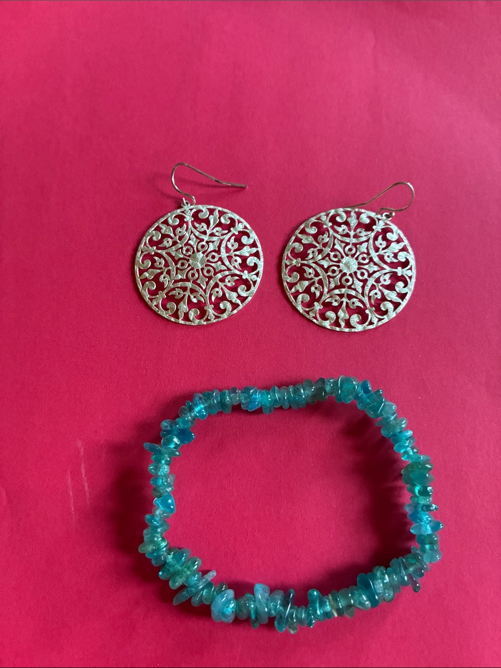 Source Unknown Silver Filigree Round Dangle Earrings with Teal Chip Bracelet
